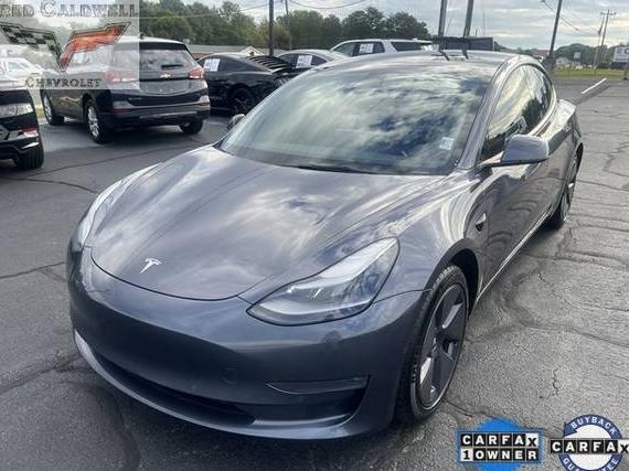 TESLA MODEL 3 2022 5YJ3E1EBXNF206272 image TESLA MODEL 3 2022 5YJ3E1EBXNF206272 image